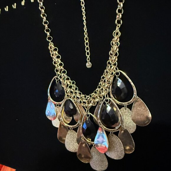 Chunky Gold Tone Georgian Style Chain Teardrop Bib Statement Necklace - Picture 2 of 6
